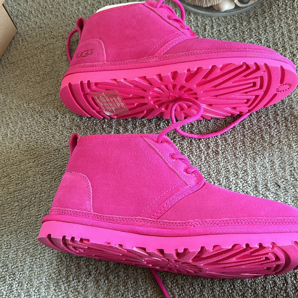 Brand New! Ugg Lace Up 9 - Picture 5 of 5